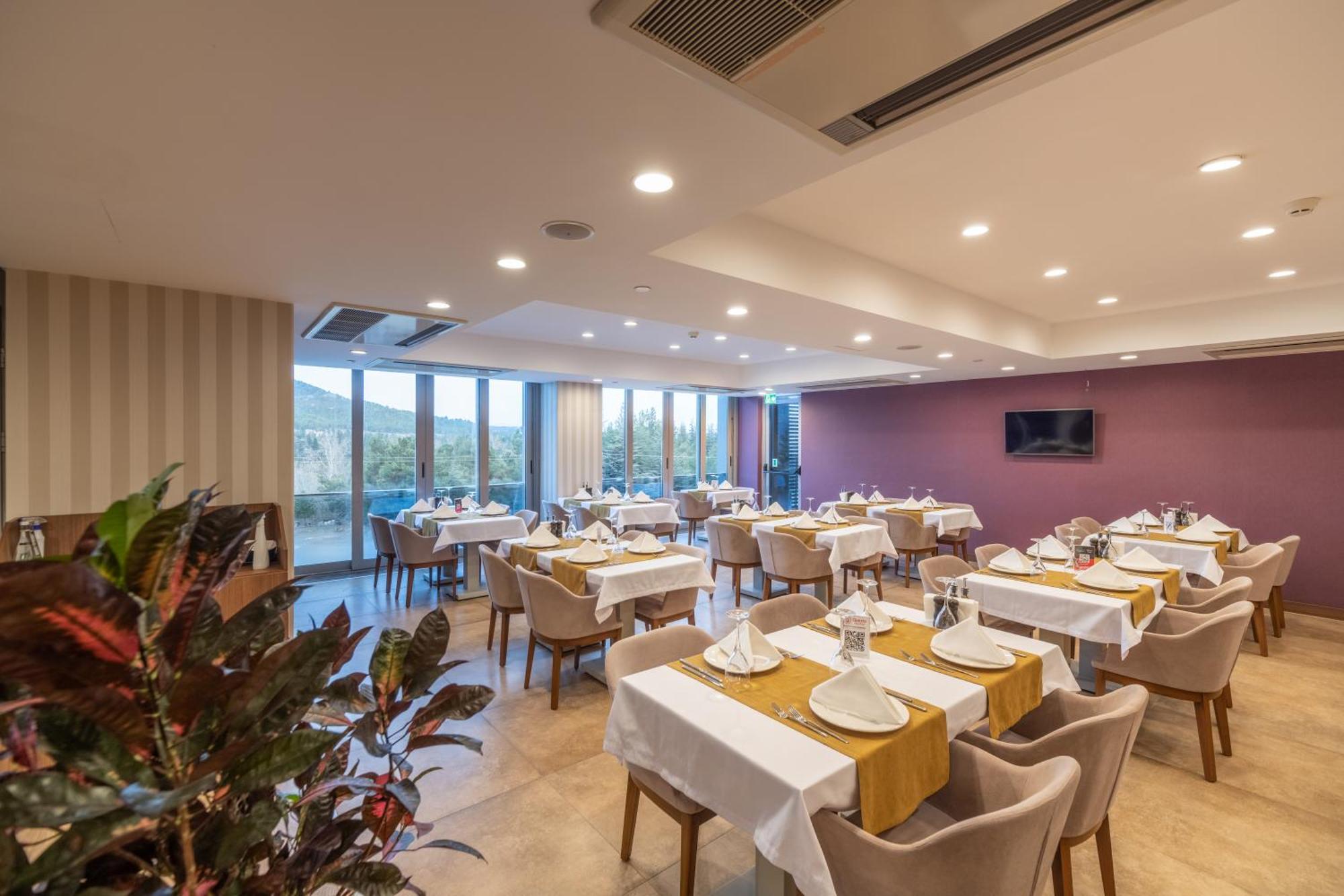 Questa Thermal & Spa Hotel Eskişehir Exteriör bild