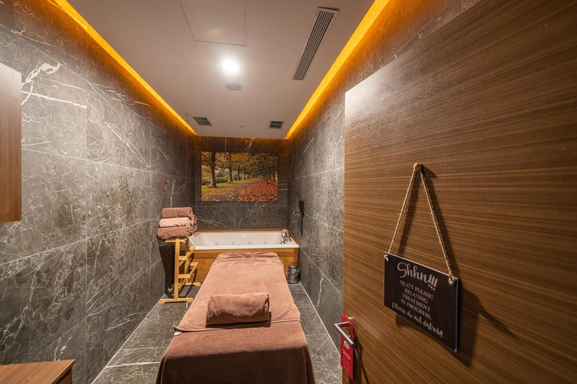 Questa Thermal & Spa Hotel Eskişehir Exteriör bild